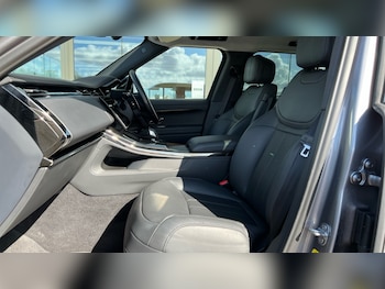 Used Land Rover Range Rover Sport 2024 for sale - 76915101: Photo