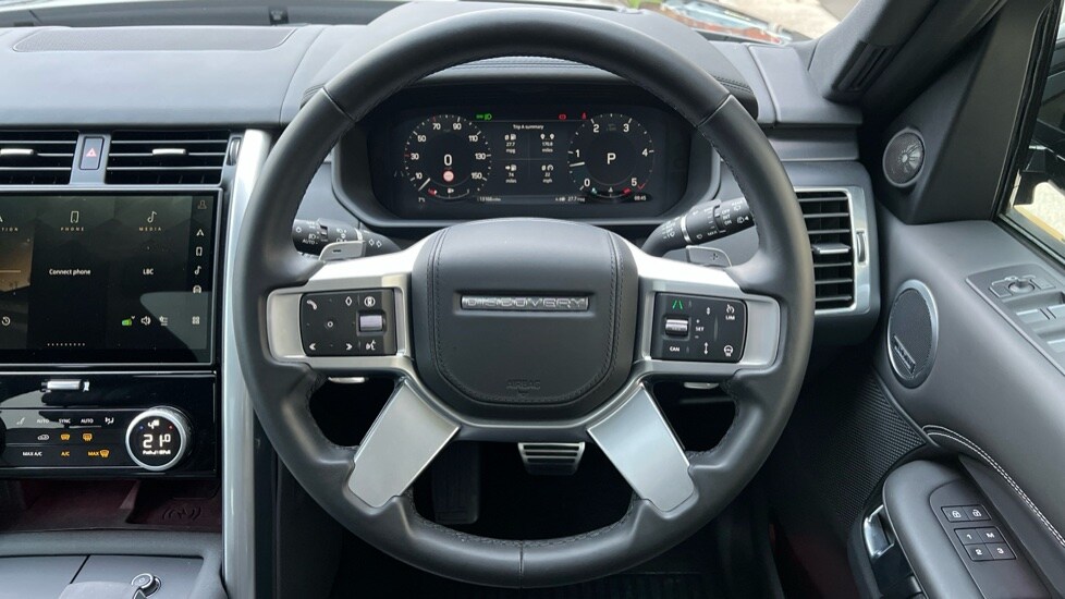 Used Land Rover Discovery 2025 for sale - 76872442: Photo 15