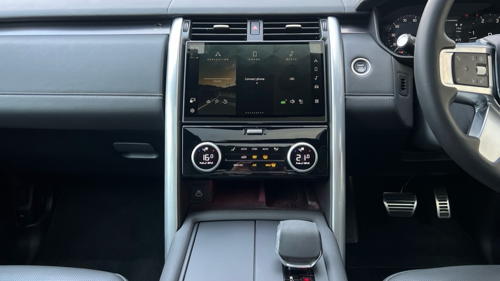 Used Land Rover Discovery 2025 for sale - 76872442: Photo 29