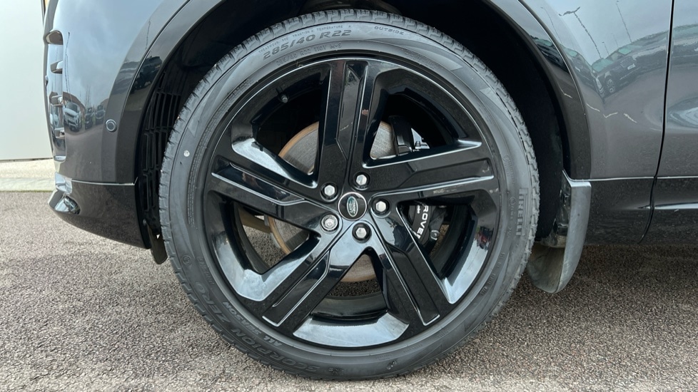 Used Land Rover Discovery 2025 for sale - 76872442: Photo 32