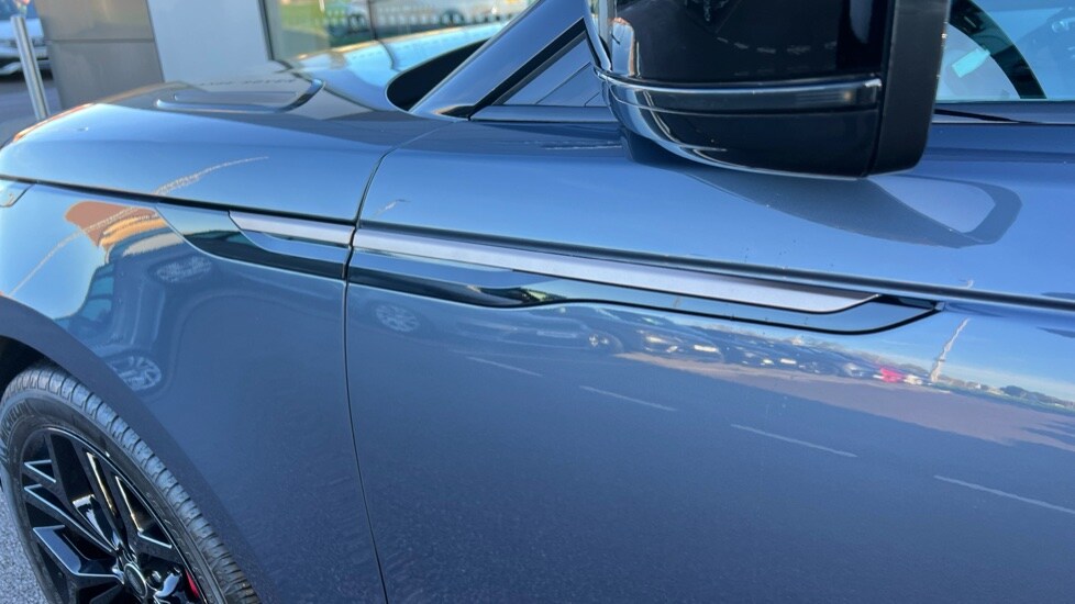 Used Land Rover Range Rover Velar 2023 for sale - 76589871: Photo 20