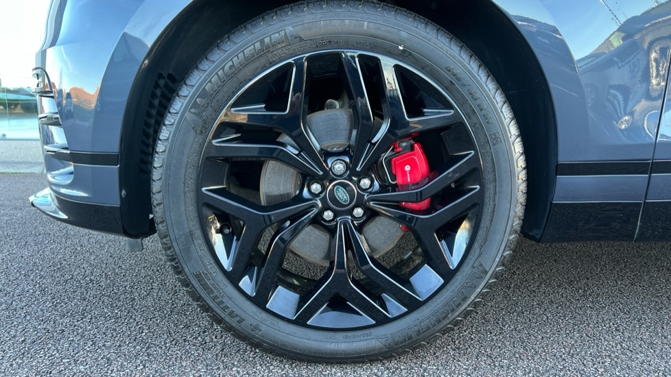 Used Land Rover Range Rover Velar 2023 for sale - 76589871: Photo 32