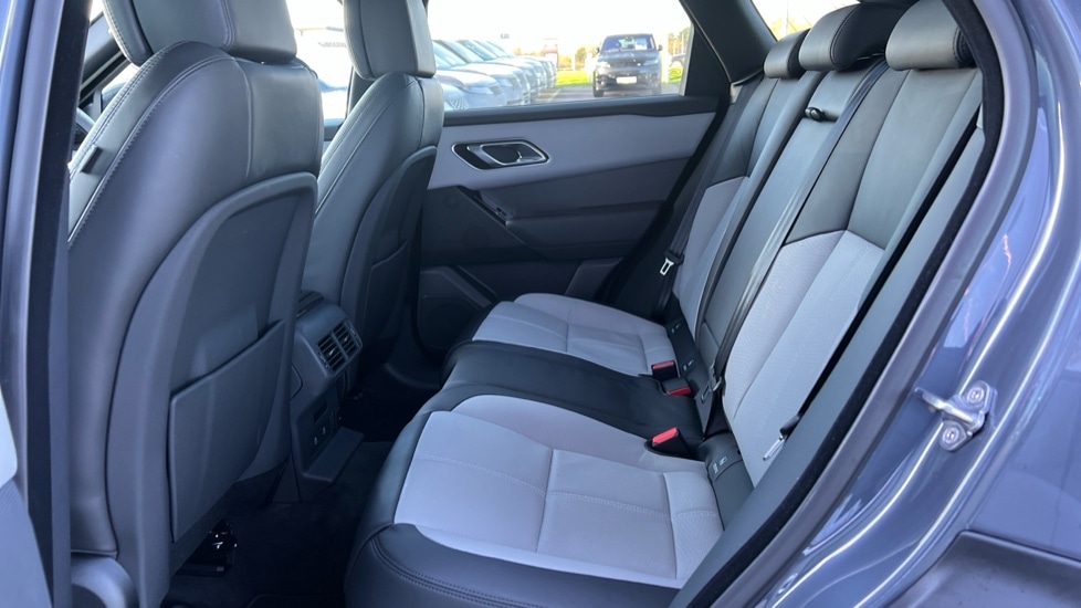 Used Land Rover Range Rover Velar 2023 for sale - 76589871: Photo 4