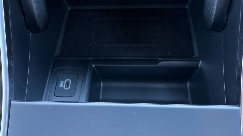 Used Land Rover Range Rover Velar 2023 for sale - 76589871: Photo 46