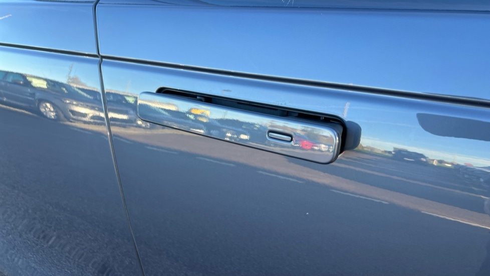 Used Land Rover Range Rover Velar 2023 for sale - 76589871: Photo 52