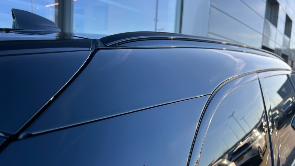 Used Land Rover Range Rover Velar 2023 for sale - 76589871: Photo 57