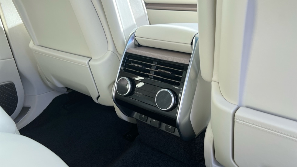 Used Land Rover Range Rover 2024 for sale - 76873806: Photo 18