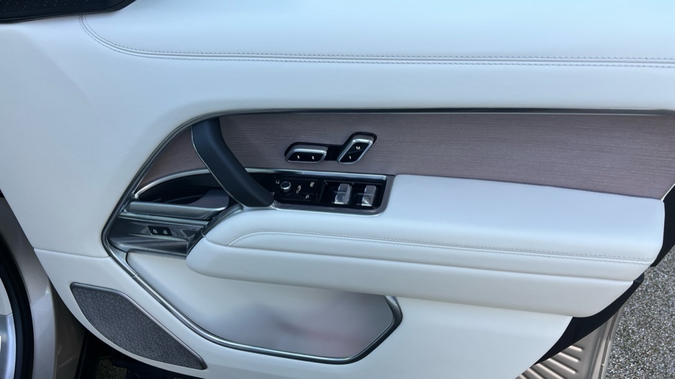 Used Land Rover Range Rover 2024 for sale - 76873806: Photo 24