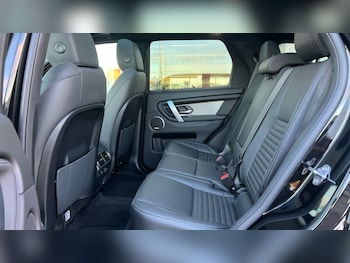 Used Land Rover Discovery Sport 2023 for sale - 76586874: Photo