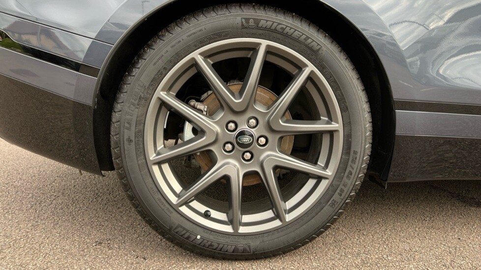 Used Land Rover Range Rover Velar 2024 for sale - 76018083: Photo 31