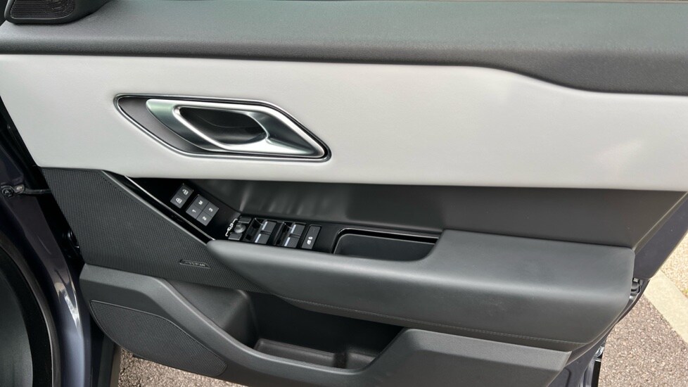 Used Land Rover Range Rover Velar 2024 for sale - 76018083: Photo 34