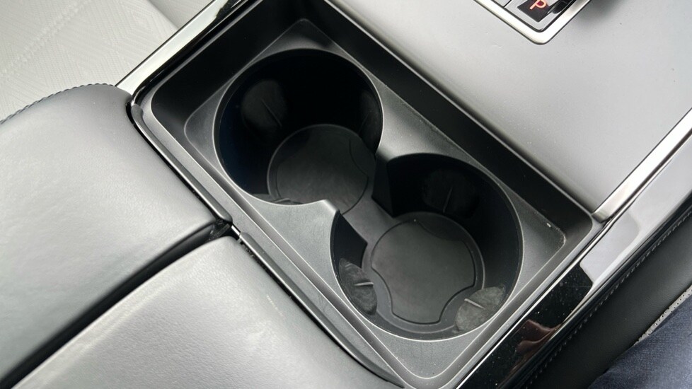 Used Land Rover Range Rover Velar 2024 for sale - 76018083: Photo 46