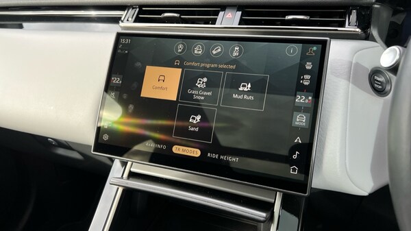 Used Land Rover Range Rover Velar 2024 for sale - 76018083: Photo 48