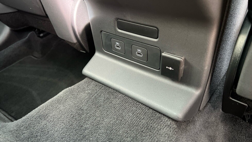 Used Land Rover Range Rover Velar 2024 for sale - 76018083: Photo 49