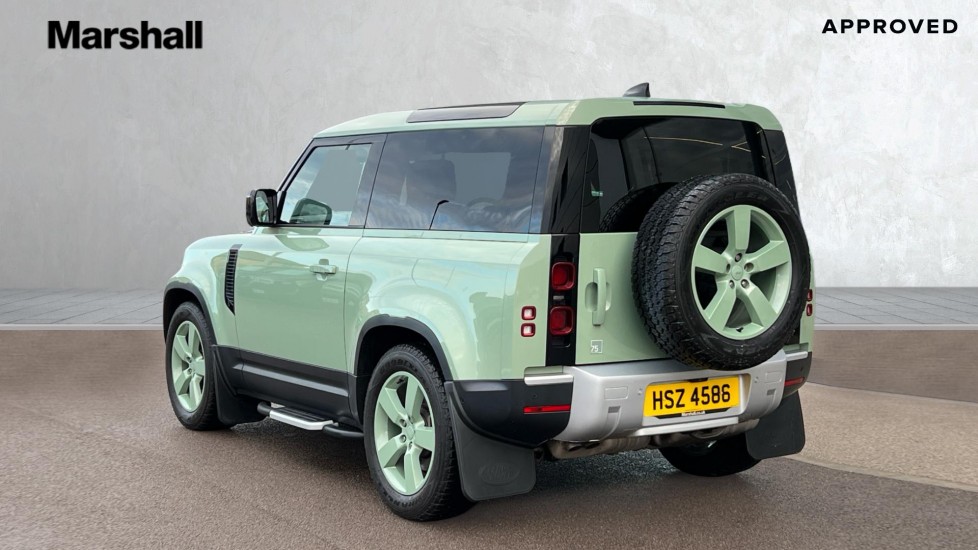 Used Land Rover Defender 2023 for sale - 76873795: Photo 2