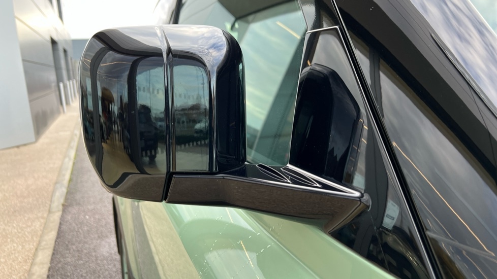 Used Land Rover Defender 2023 for sale - 76873795: Photo 59