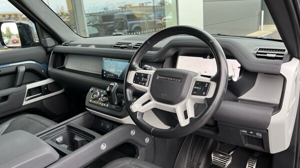 Used Land Rover Defender 2023 for sale - 76161213: Photo 28