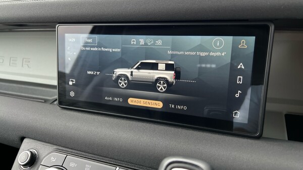 Used Land Rover Defender 2023 for sale - 76161213: Photo 44