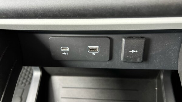 Used Land Rover Defender 2023 for sale - 76161213: Photo 45