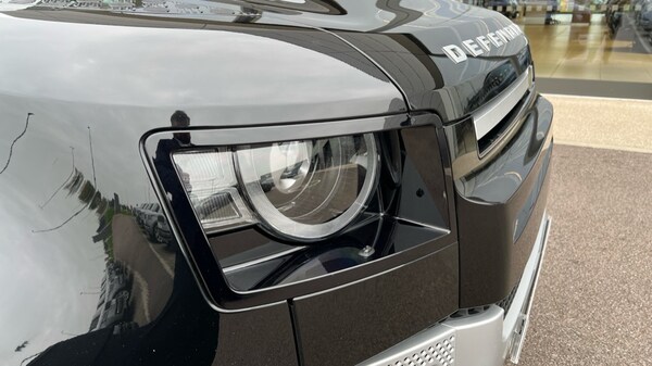 Used Land Rover Defender 2022 for sale - 76311890: Photo 17