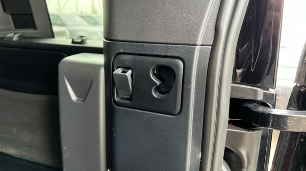 Used Land Rover Defender 2022 for sale - 76311890: Photo 37