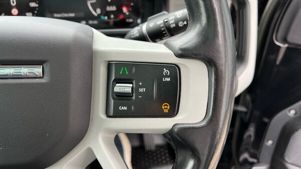 Used Land Rover Defender 2022 for sale - 76311890: Photo 45