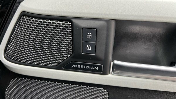 Used Land Rover Defender 2022 for sale - 76311890: Photo 49