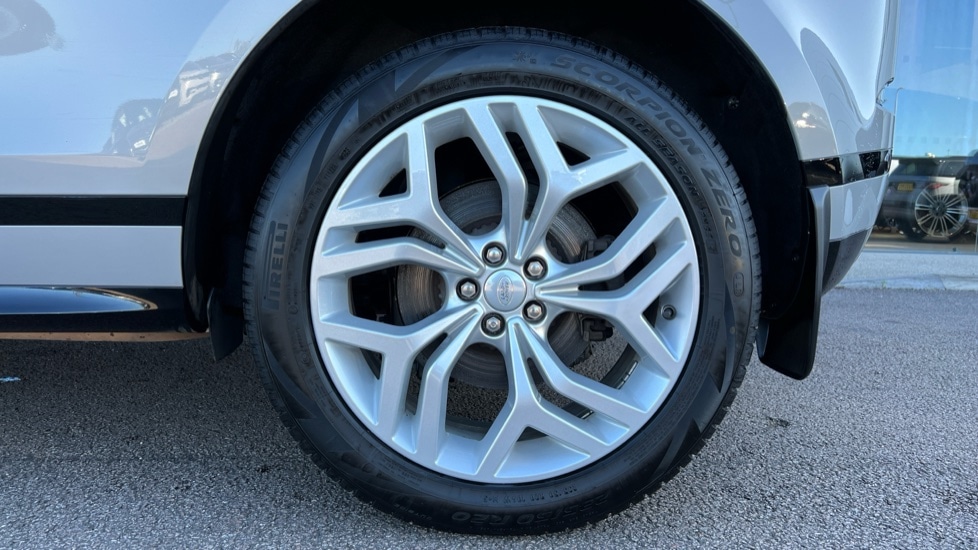 Used Land Rover Range Rover Evoque 2022 for sale - 76589899: Photo 33