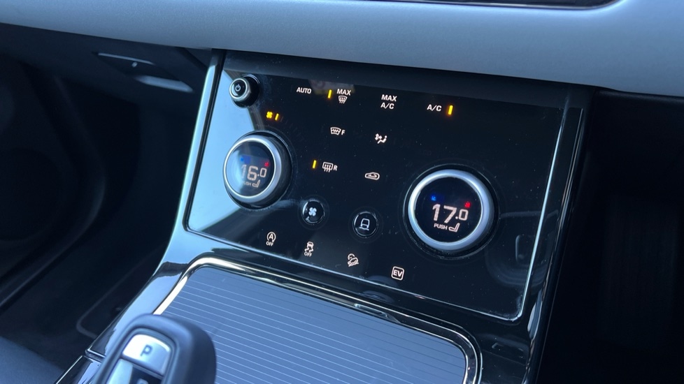 Used Land Rover Range Rover Evoque 2022 for sale - 76589899: Photo 42