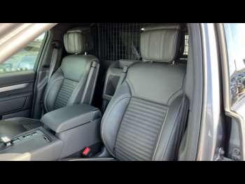 Used Land Rover Discovery 2023 for sale - 74774319: Photo