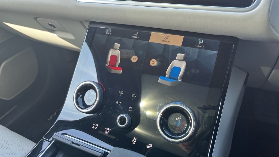 Used Land Rover Range Rover Velar 2021 for sale - 76722132: Photo 29