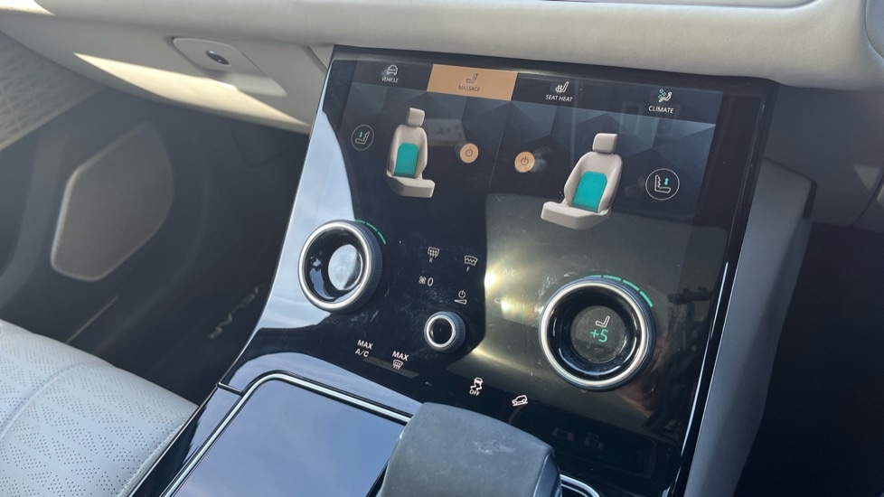 Used Land Rover Range Rover Velar 2021 for sale - 76722132: Photo 42