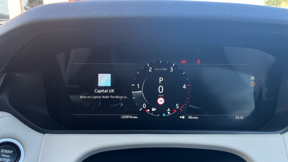 Used Land Rover Range Rover Velar 2021 for sale - 76722132: Photo 45