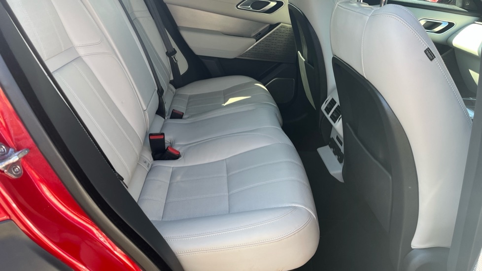 Used Land Rover Range Rover Velar 2021 for sale - 76722132: Photo 50