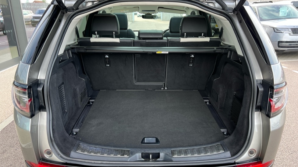 Used Land Rover Discovery Sport 2022 for sale - 76007958: Photo 10
