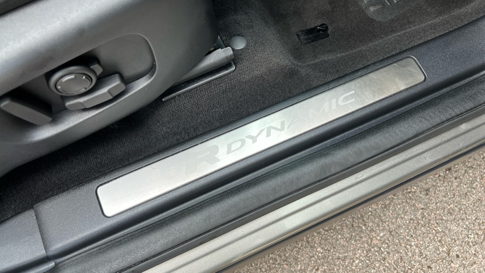 Used Land Rover Discovery Sport 2022 for sale - 76007958: Photo 24
