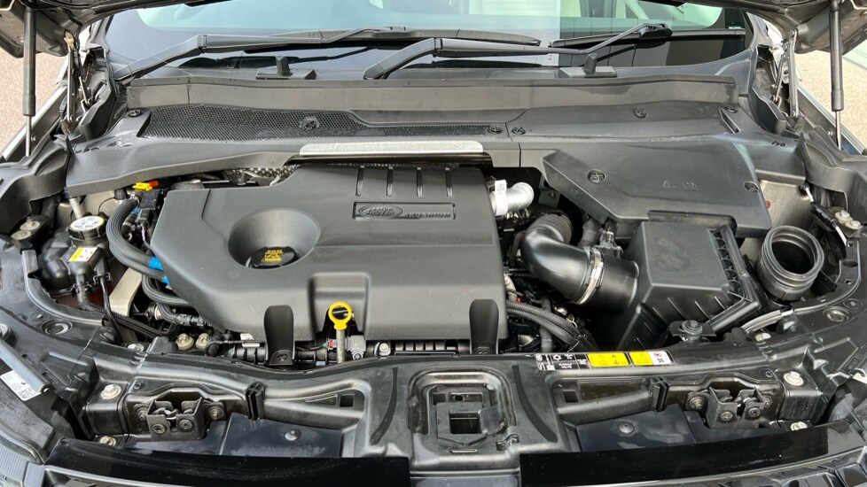 Used Land Rover Discovery Sport 2022 for sale - 76007958: Photo 30