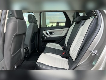Used Land Rover Discovery Sport 2022 for sale - 76007958: Photo 4