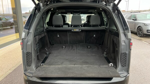Used Land Rover Discovery 2022 for sale - 76176386: Photo 10