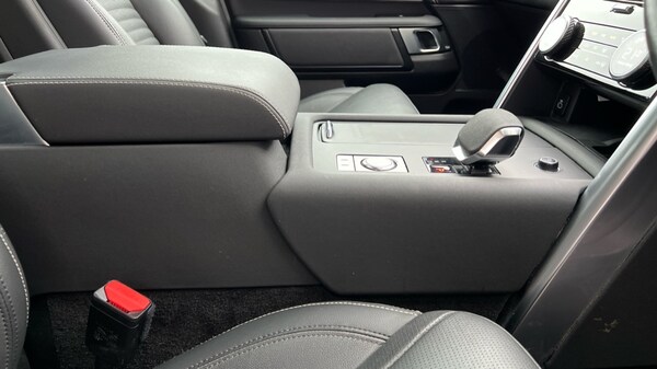 Used Land Rover Discovery 2022 for sale - 76176386: Photo 22