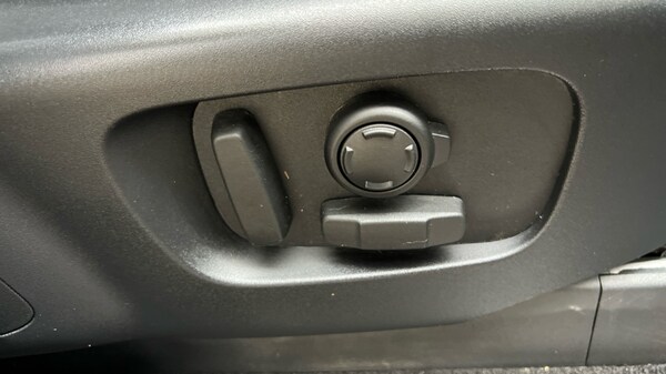 Used Land Rover Discovery 2022 for sale - 76176386: Photo 23