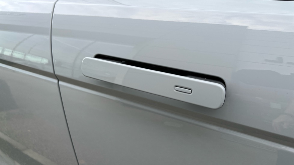 Used Land Rover Range Rover Evoque 2025 for sale - 76272861: Photo 46