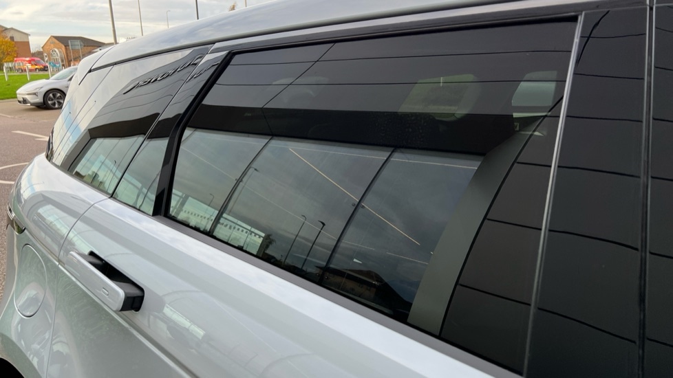 Used Land Rover Range Rover Evoque 2025 for sale - 76272861: Photo 47