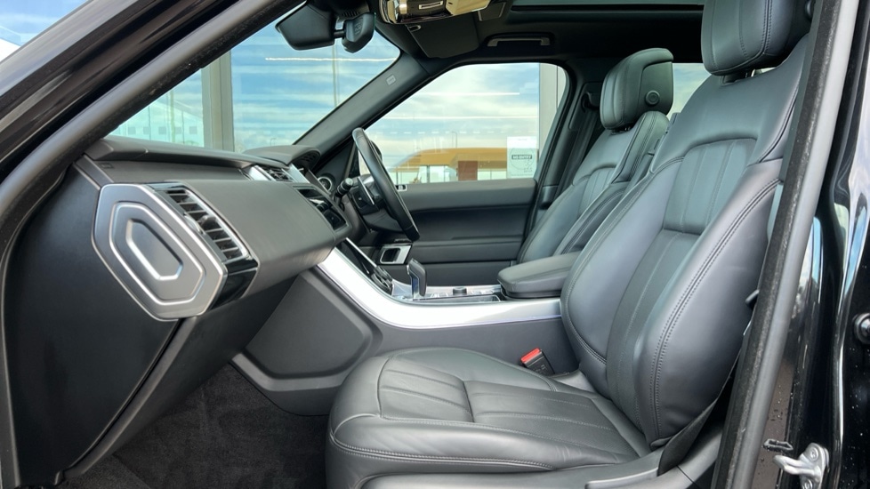 Used Land Rover Range Rover Sport 2021 for sale - 77054226: Photo 3