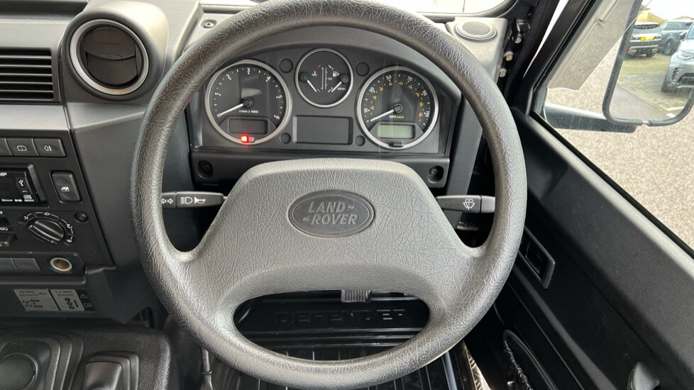 Used Land Rover Defender 2010 for sale - 76873062: Photo 15