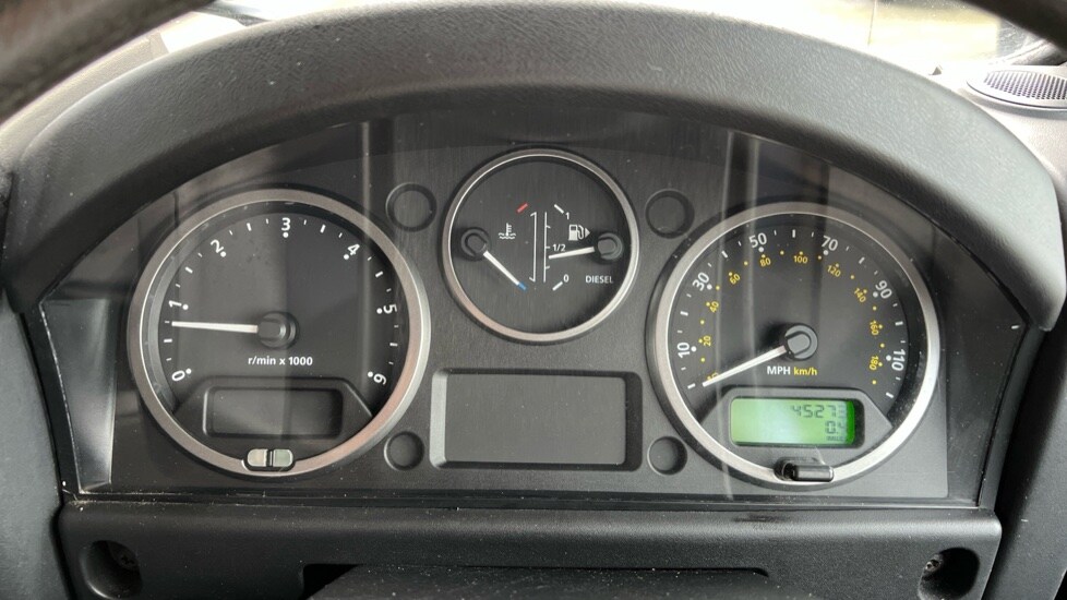 Used Land Rover Defender 2010 for sale - 76873062: Photo 16