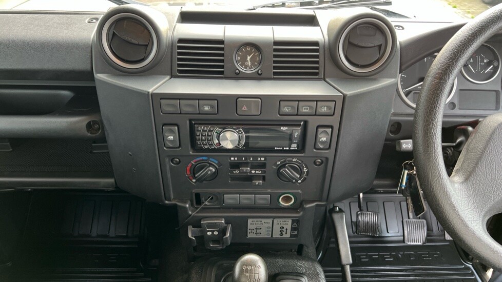 Used Land Rover Defender 2010 for sale - 76873062: Photo 29