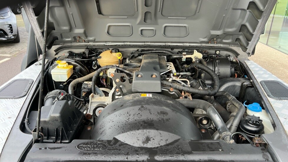 Used Land Rover Defender 2010 for sale - 76873062: Photo 30