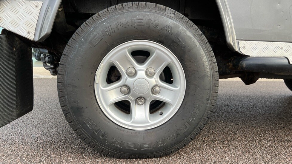 Used Land Rover Defender 2010 for sale - 76873062: Photo 31