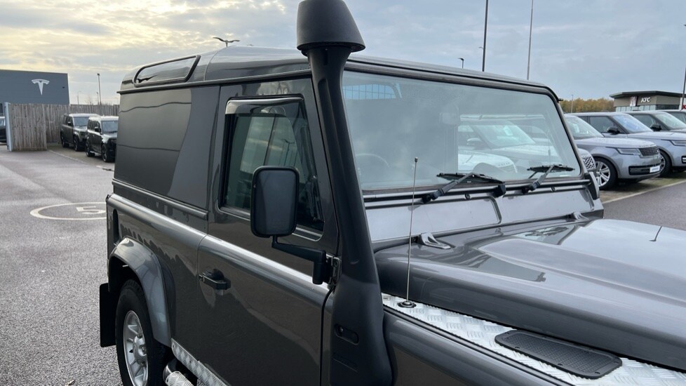 Used Land Rover Defender 2010 for sale - 76873062: Photo 34